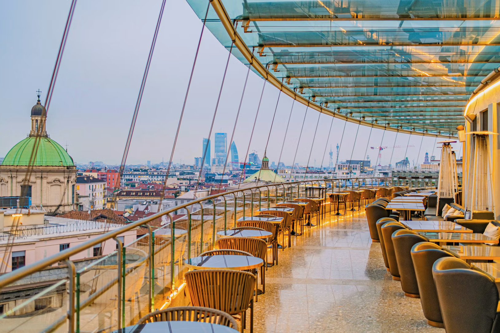 Rooftop restaurant overlooking Milan